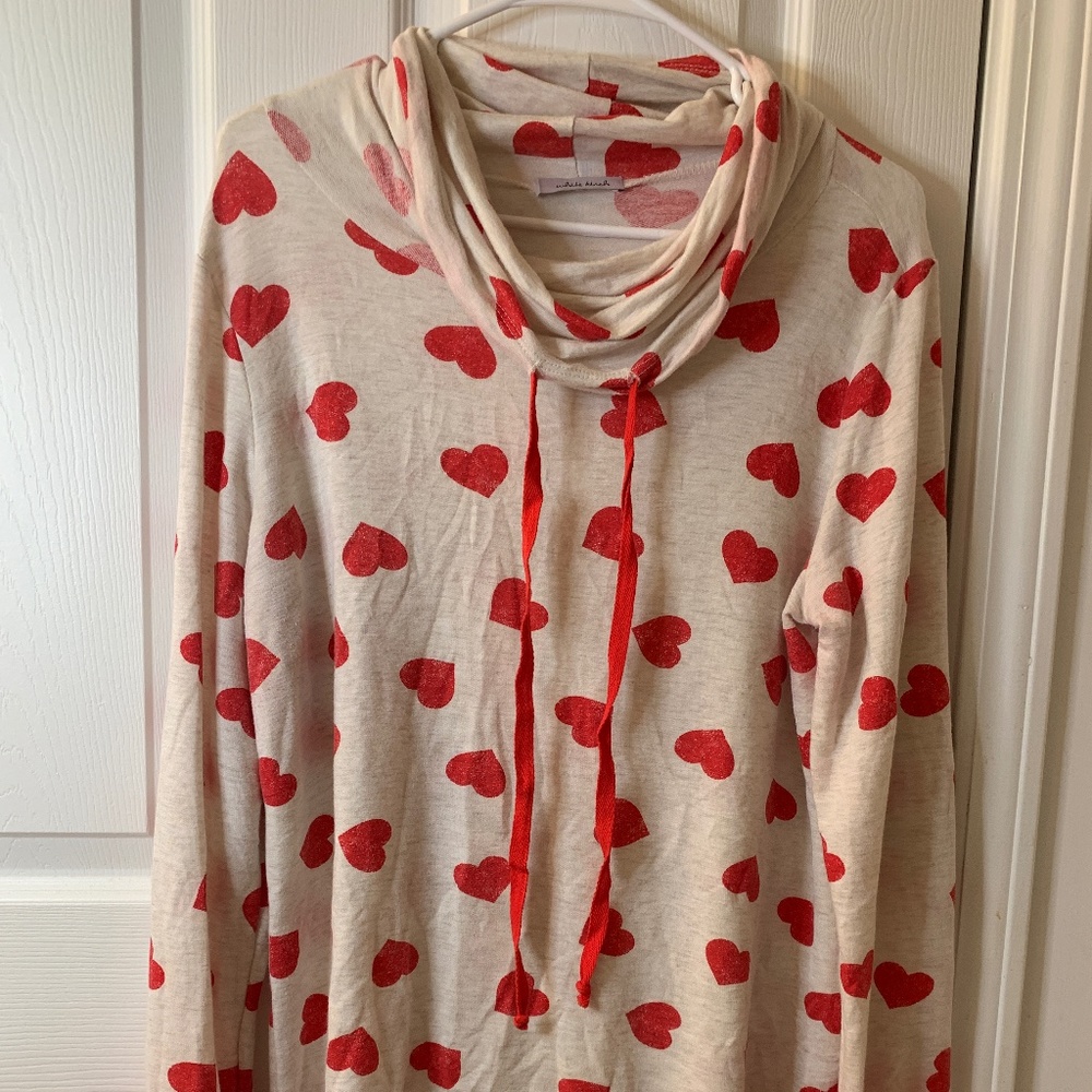 Cowel neck heart top.